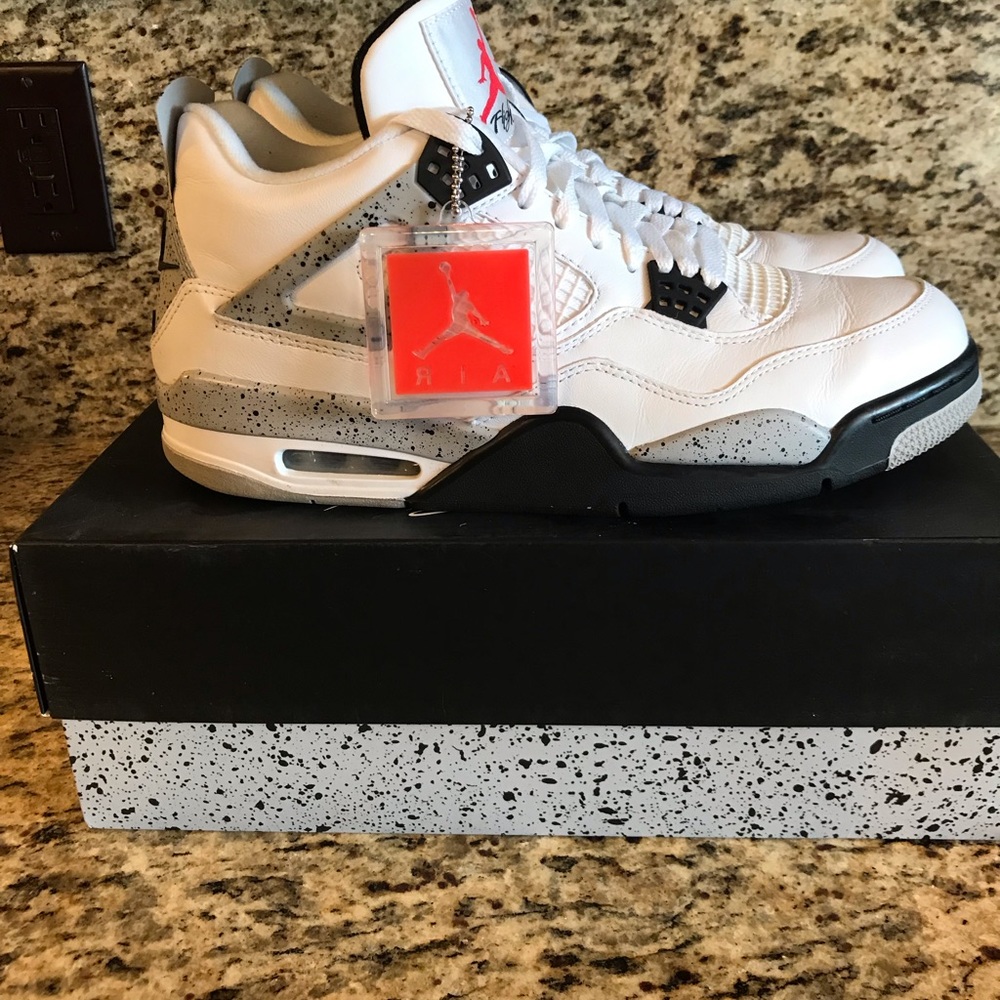 Air Jordan 4 Retro OG Cement (2016)